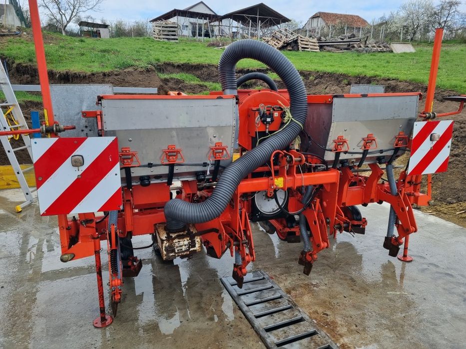 Semanatoare Porumb PL Junior 4 sire