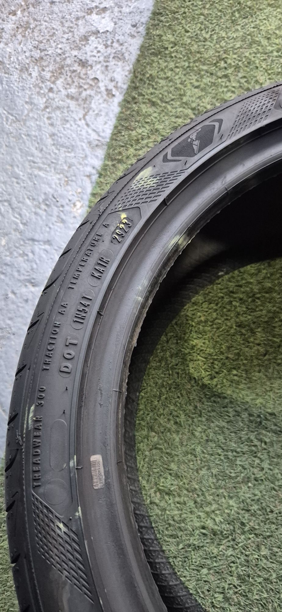 255 35 18 Goodyear