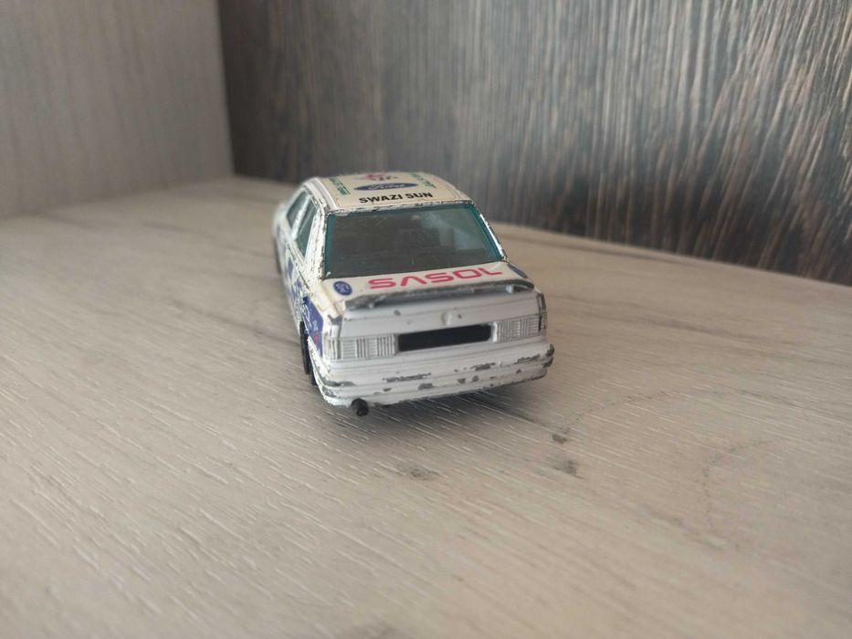 Метална количка Ford Sierra !!!