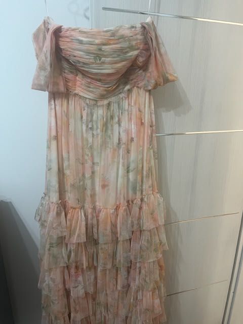 Vand rochie ocazie