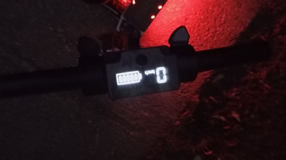 Nou!Vând trotineta electrica Xiaomi simate s5 electrica