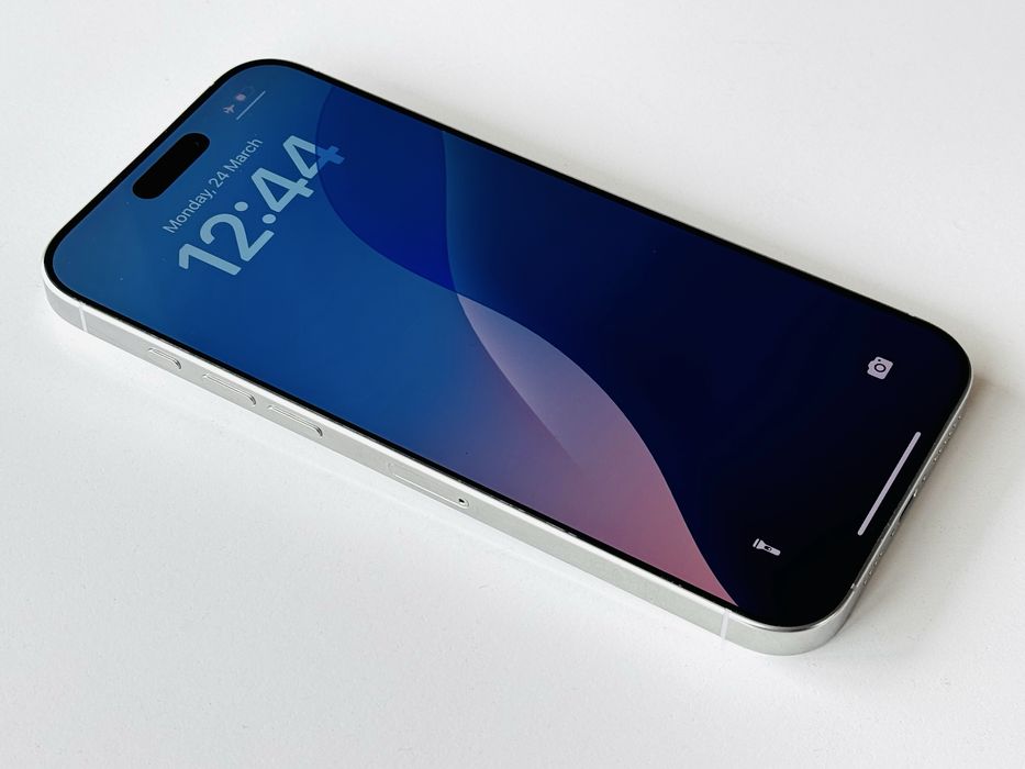 Iphone 16 Pro Max 512GB White Titanium Гаранция 6 месеца