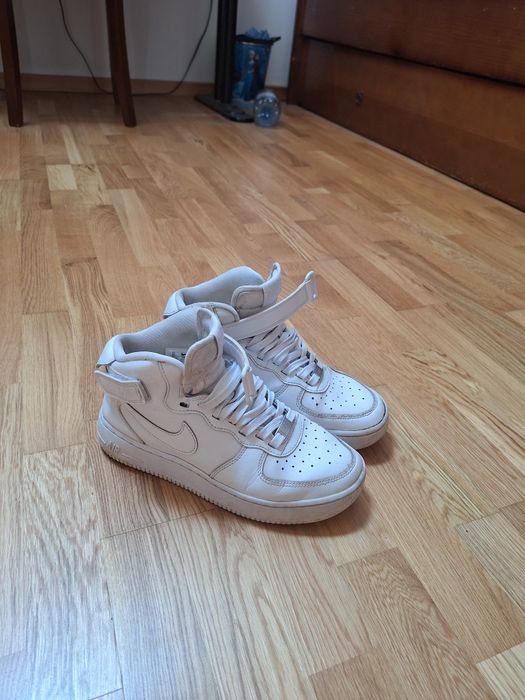 Nike Air Force 1 Mid