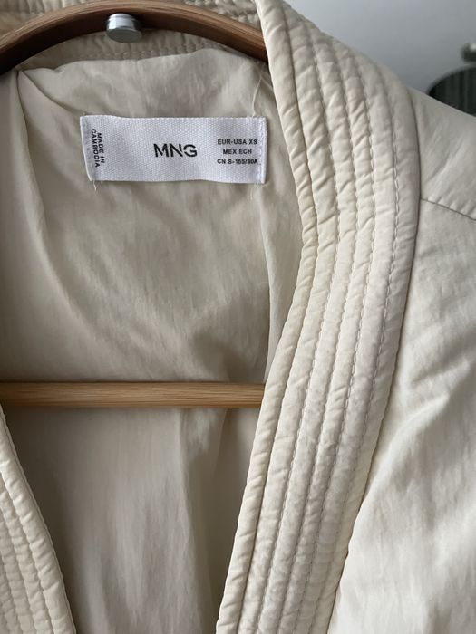 Дамско яке без забележки