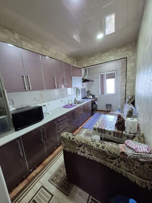 Ижара 3.хонали себзор оилага берилади хамма шароити бор узок муддатга