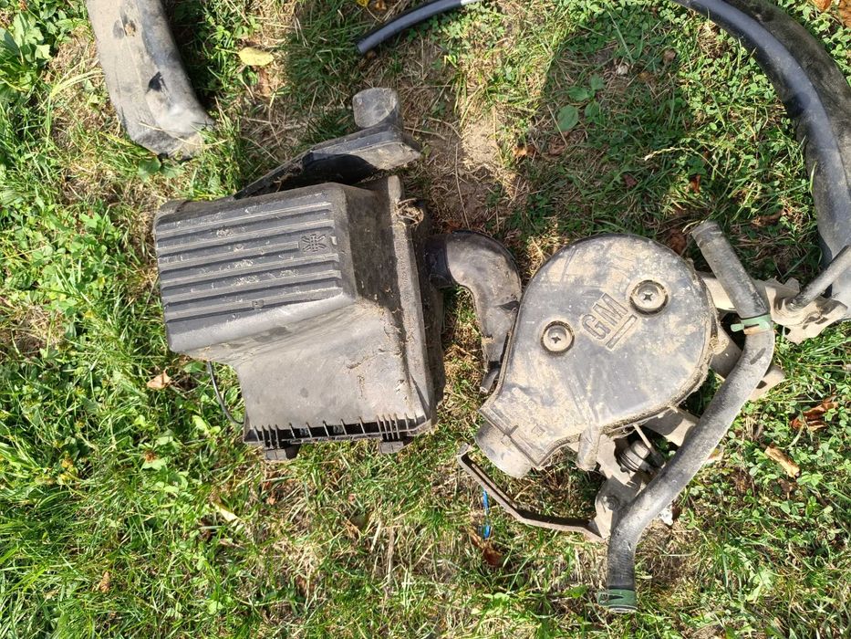 Opel Corsa b aripi Bāri Portbagaj Opel Meriva