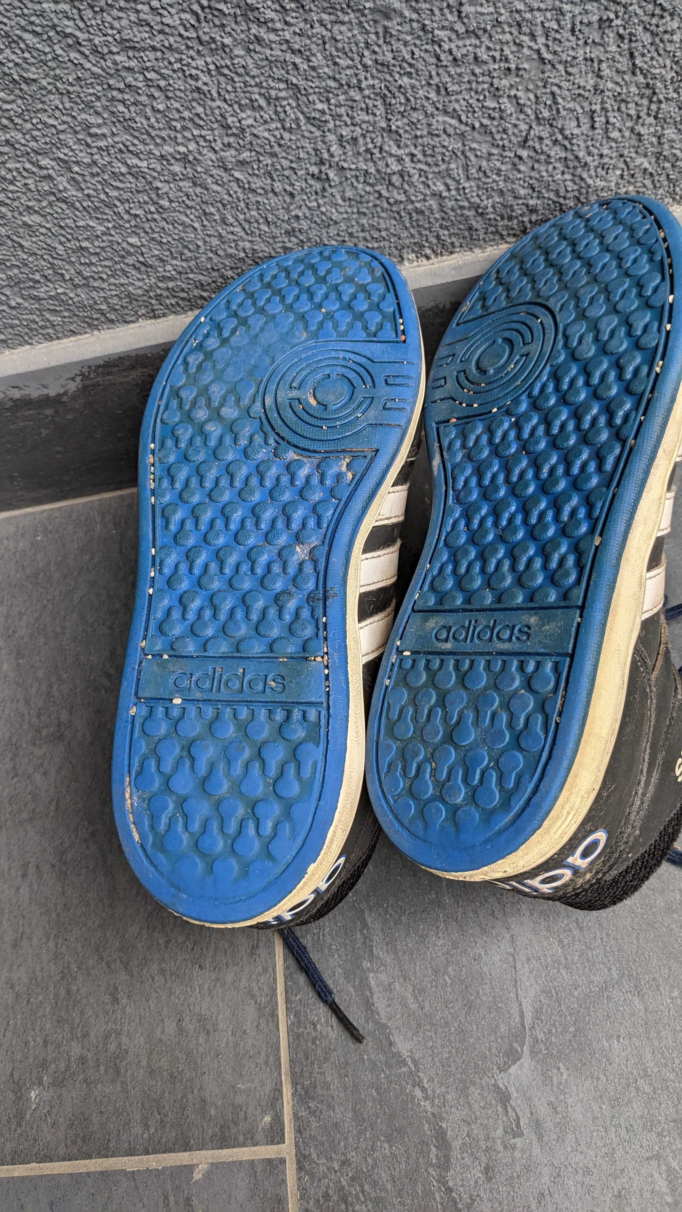 Adidas Hoops Mid K, marimea 37, talpic 23.5 cm