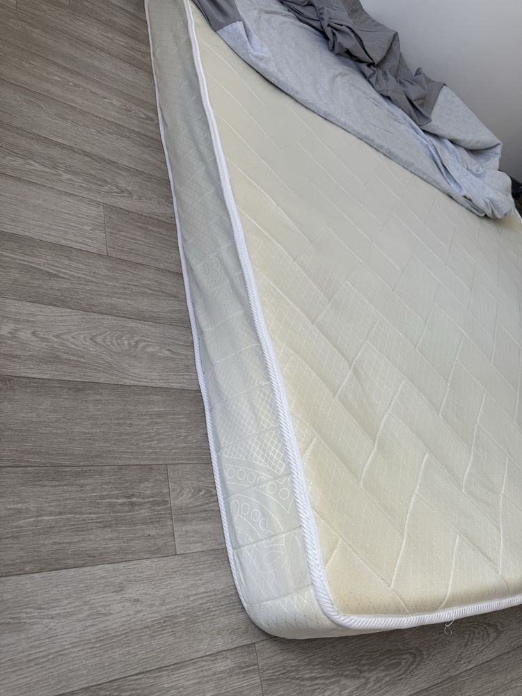 Продам срочно матрас
