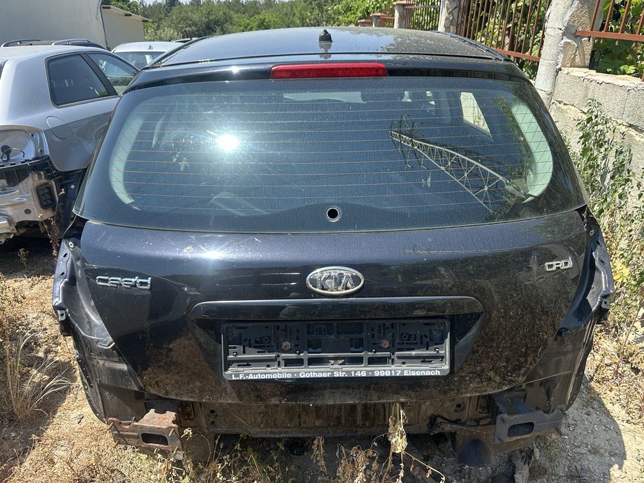 Врата багажник за Kia Ceed хечбег!