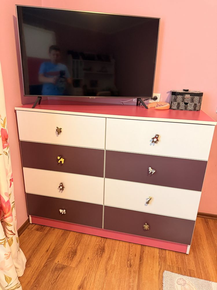 Set mobilă dormitor fetiță – lucrat la comandă, stare excelentă