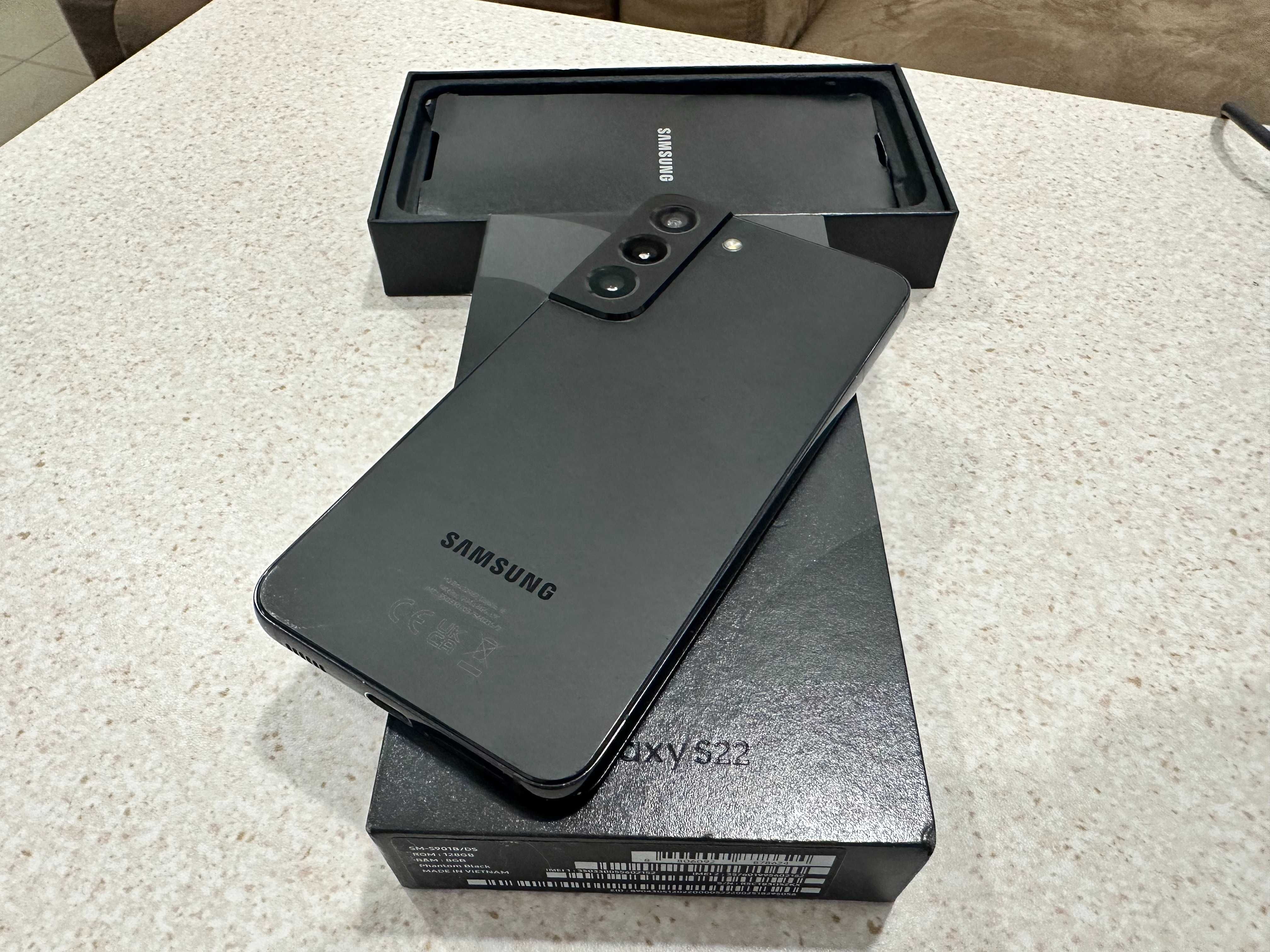 Samsung Galaxy S22 128BG DUAL Sim Черен