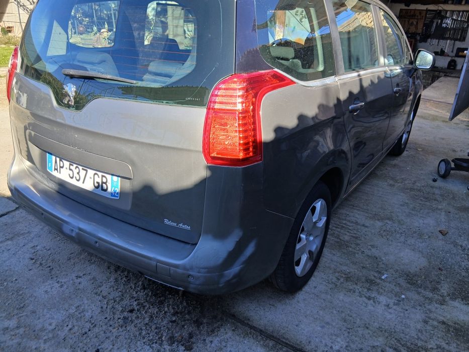 ПЕЖО  5008 2010 година