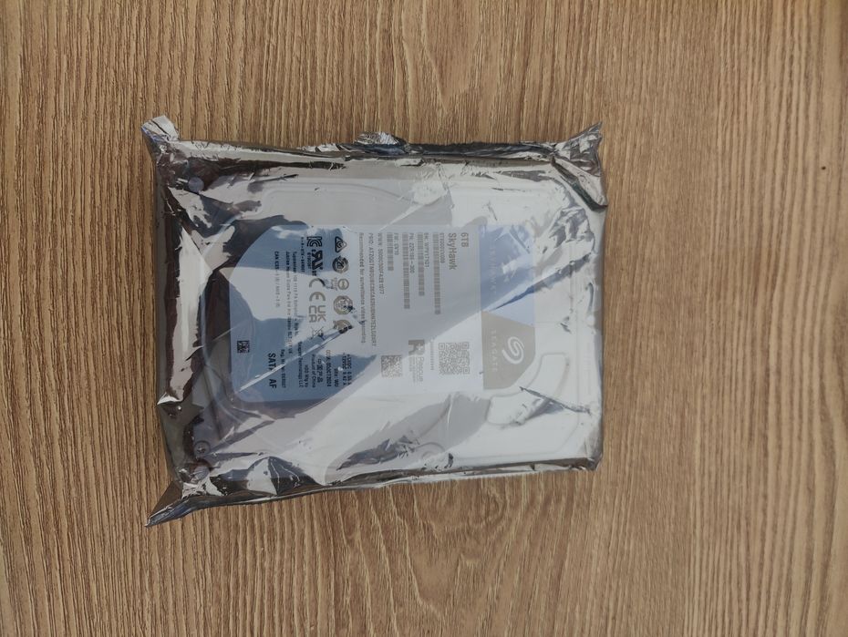 Hard disk Seagate Skyhawk 6tb NOU