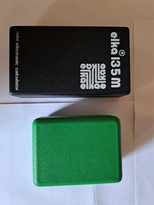 Продавам ретро електронен калкулатор  "Elka 135 m".