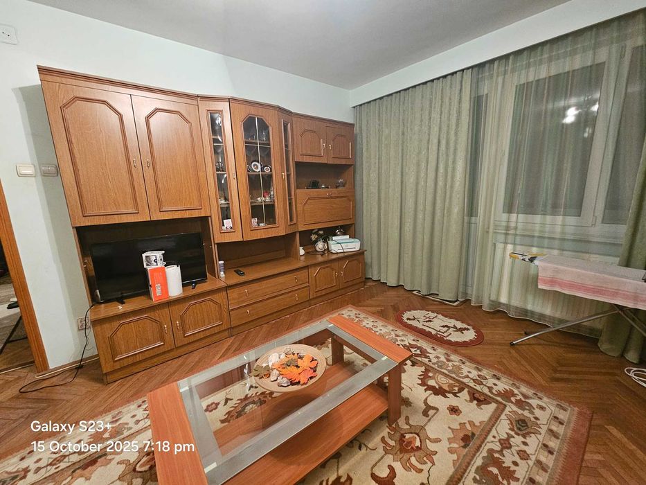 Inchiriez apartament 3 camere Deva