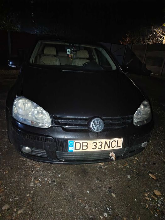 Vând golf 5 2005
