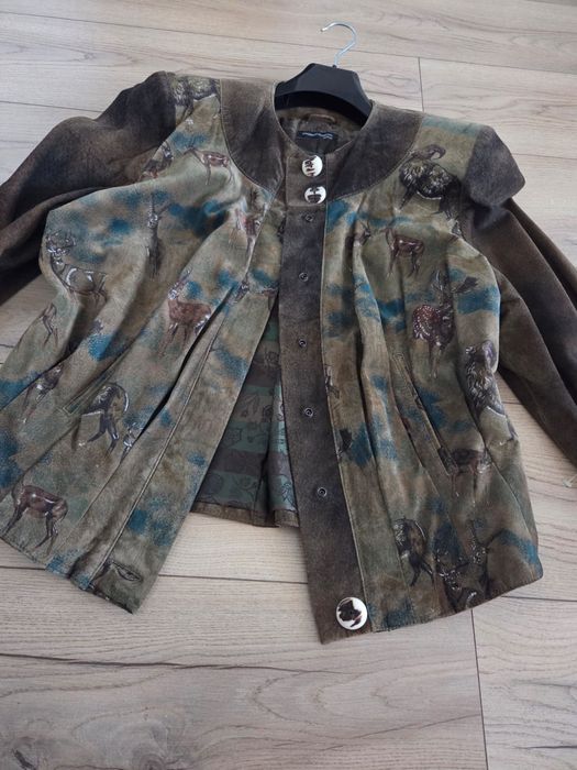 Jacheta piele naturala cu motive de vanatoare