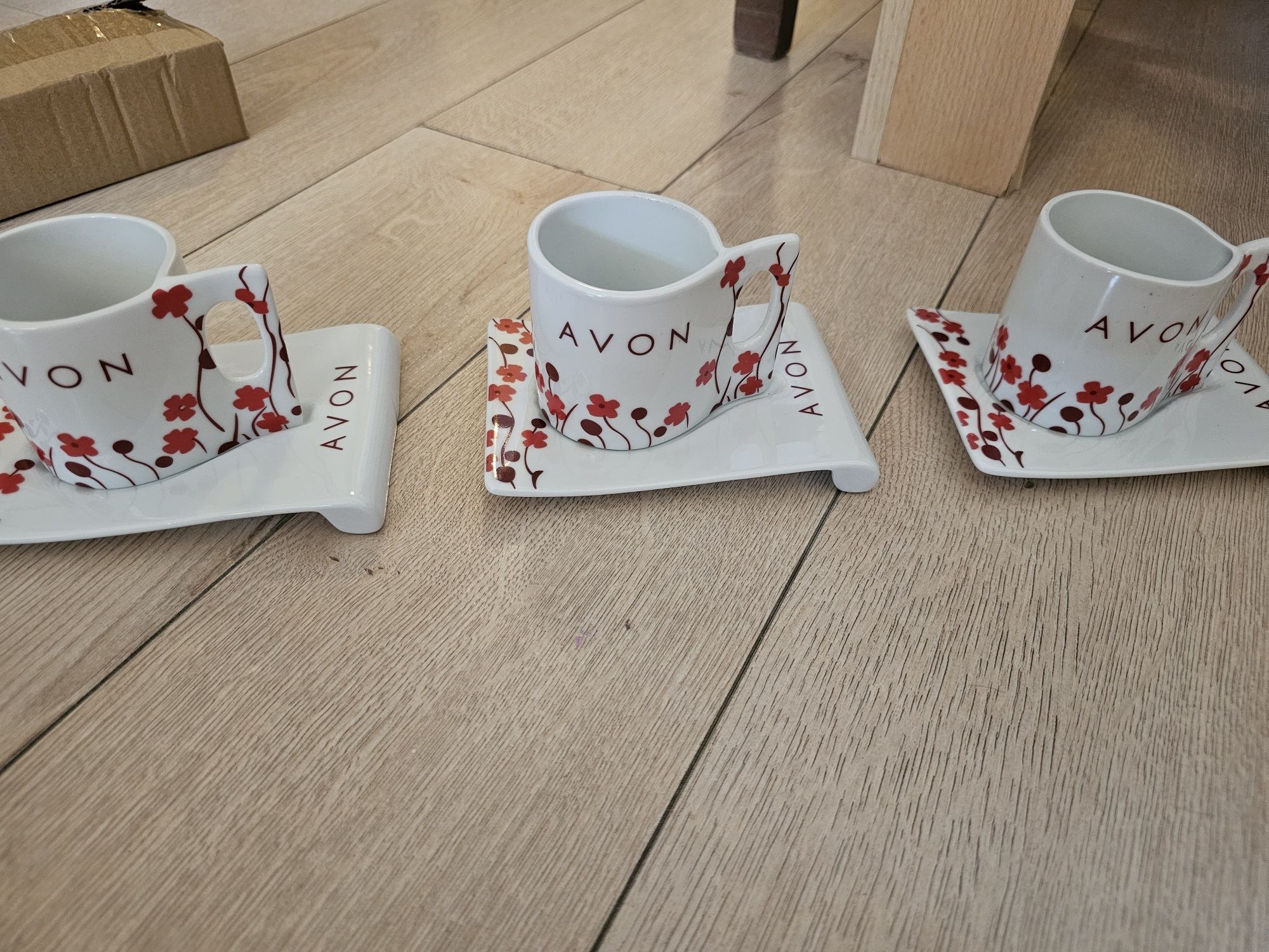 Чаши за кафе, Avon