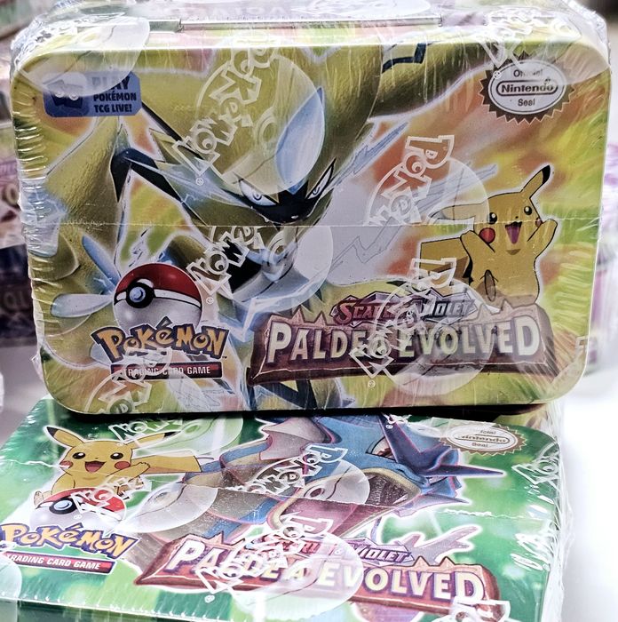 Карти Pokémon в метални кутии