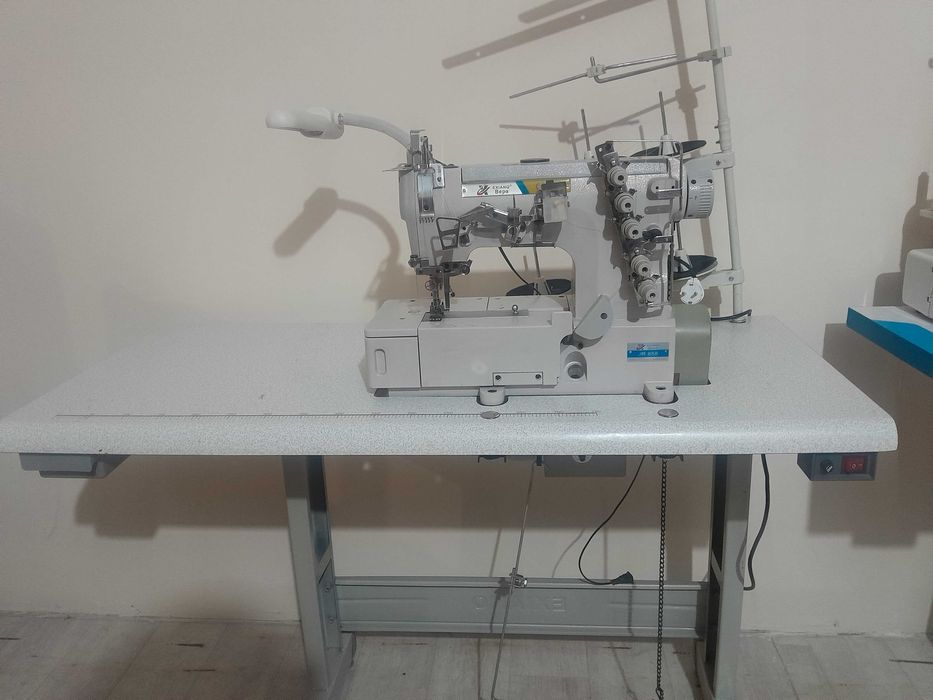 Машинка распошивальная