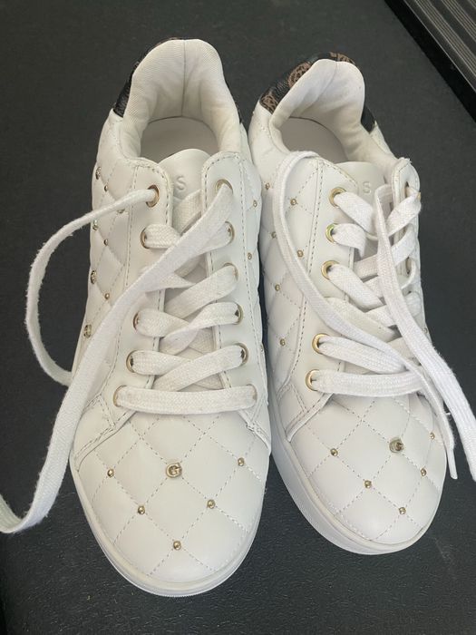 Sneakers / adidasi scurti  GUESS damă, marime 40