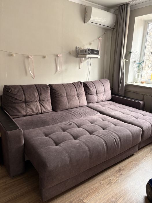 Продаю большой диван