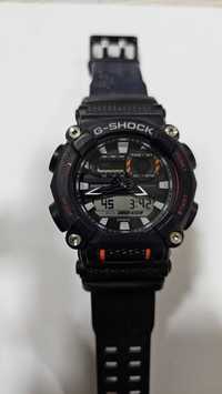 Часовник CASIO G-SHOCK GA-900-1AER