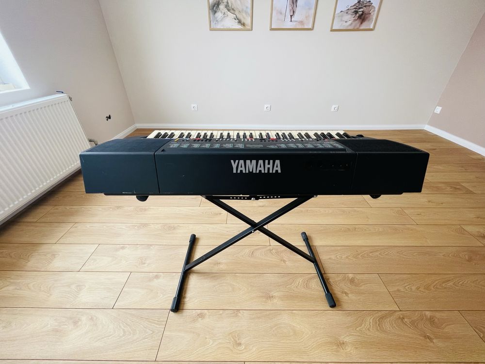 Синтезатор Yamaha PSR i500