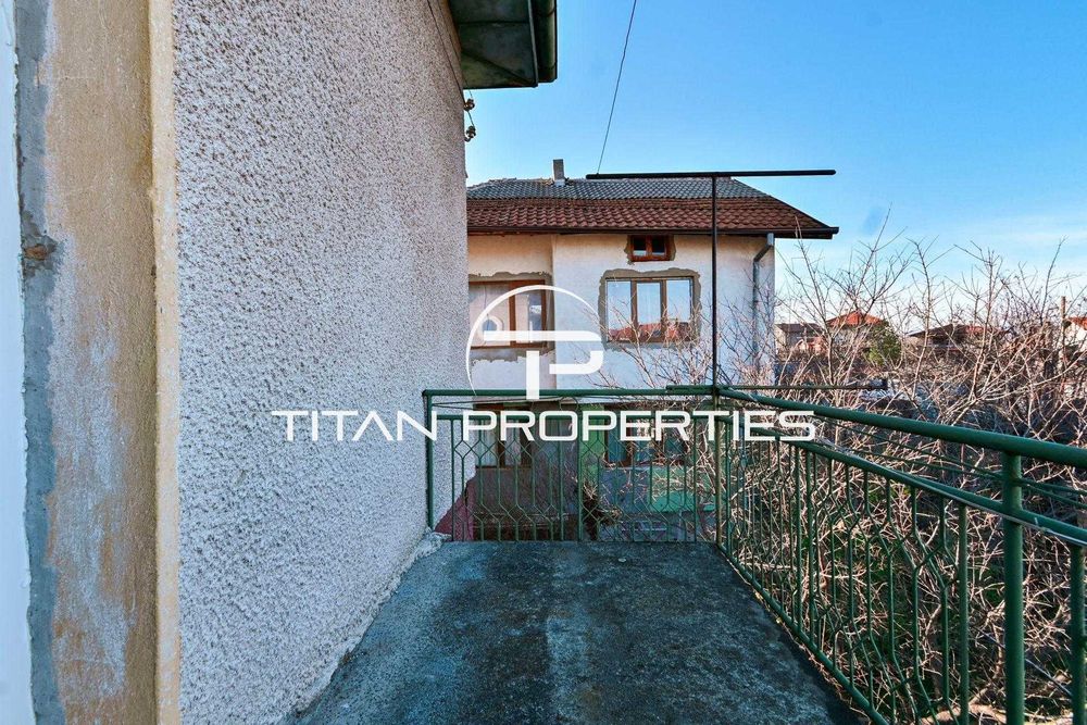 Продава се Къща в с. Мрамор, Област София-град - 240 кв.м за 659 €/кв.м - Снимка #11