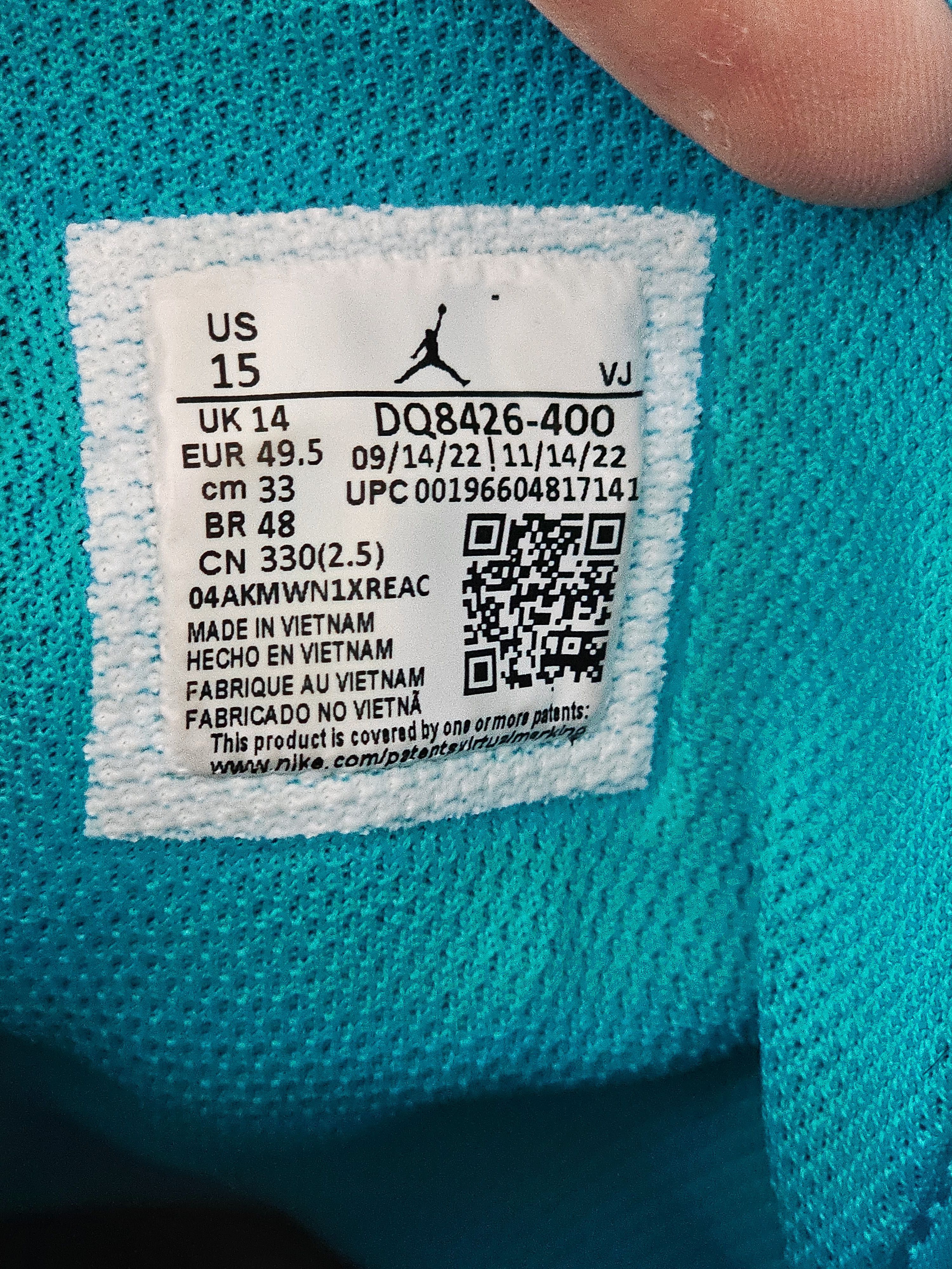 Adidași Air Jordan 1 Mid mărimea 49.5 – stare foarte bună