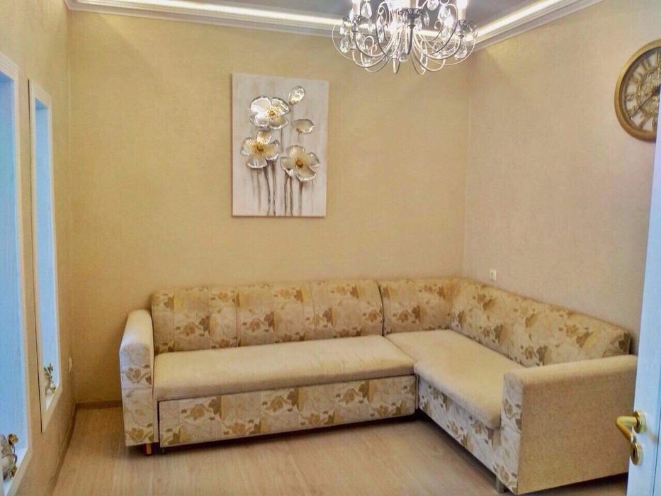 Дава се под наем Четиристаен апартамент в Варна, Център - 80 кв.м за 700 € - Снимка #4