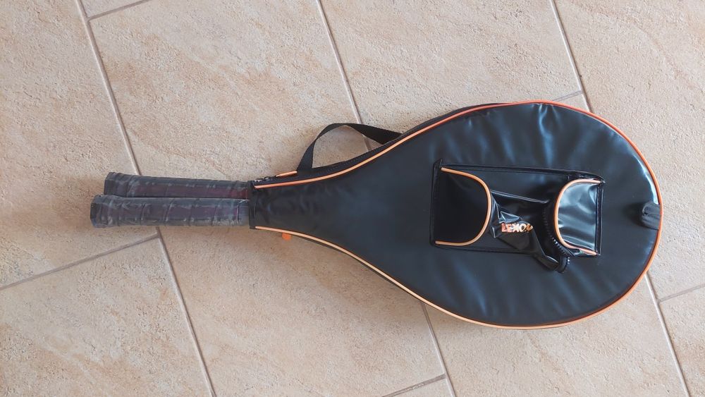 Set 2 rachete tenis Lexon cu geanta