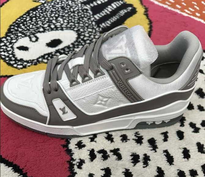 Louis Viutton Trainer Grey White