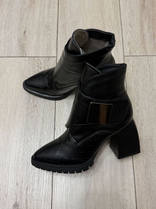 Новые Ботильоны с мехом/зима