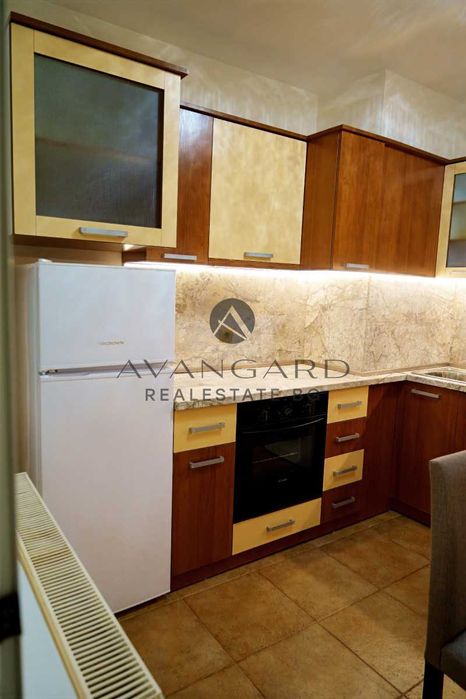 Продава се Тристаен апартамент в Пловдив, Кършияка - 85 кв.м за 1920 €/кв.м - Снимка #3