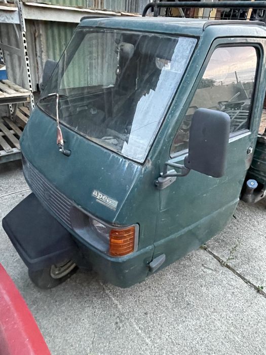 Piaggio ape triciclu