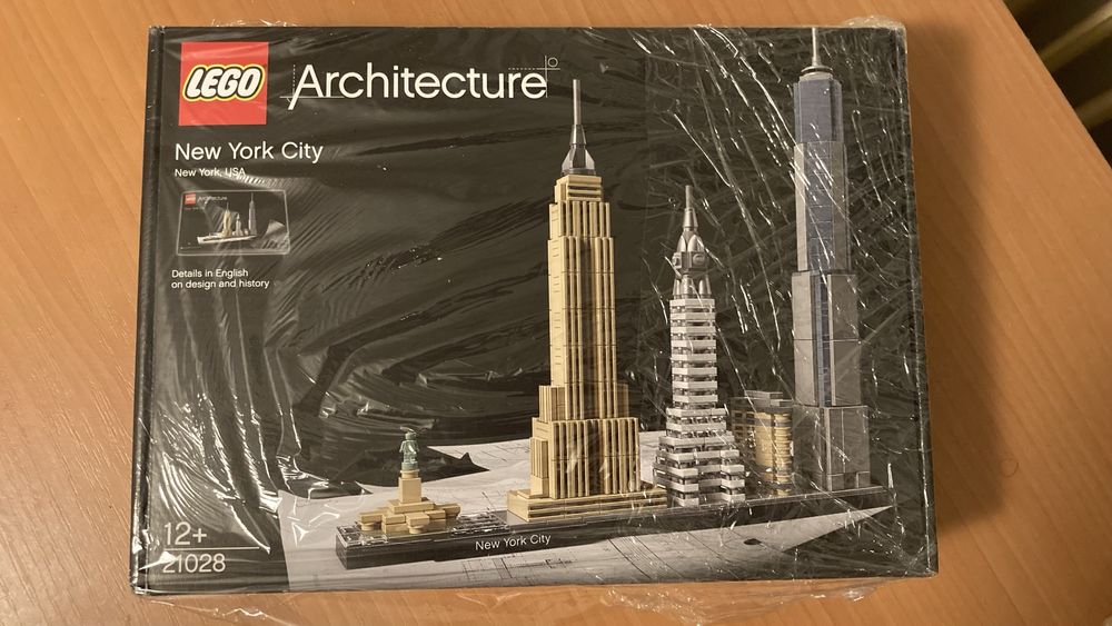 Lego 21044 Paris si 21028 New York City