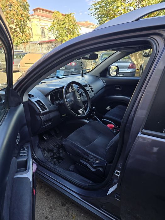 Mitubishi outlander 4x4 full