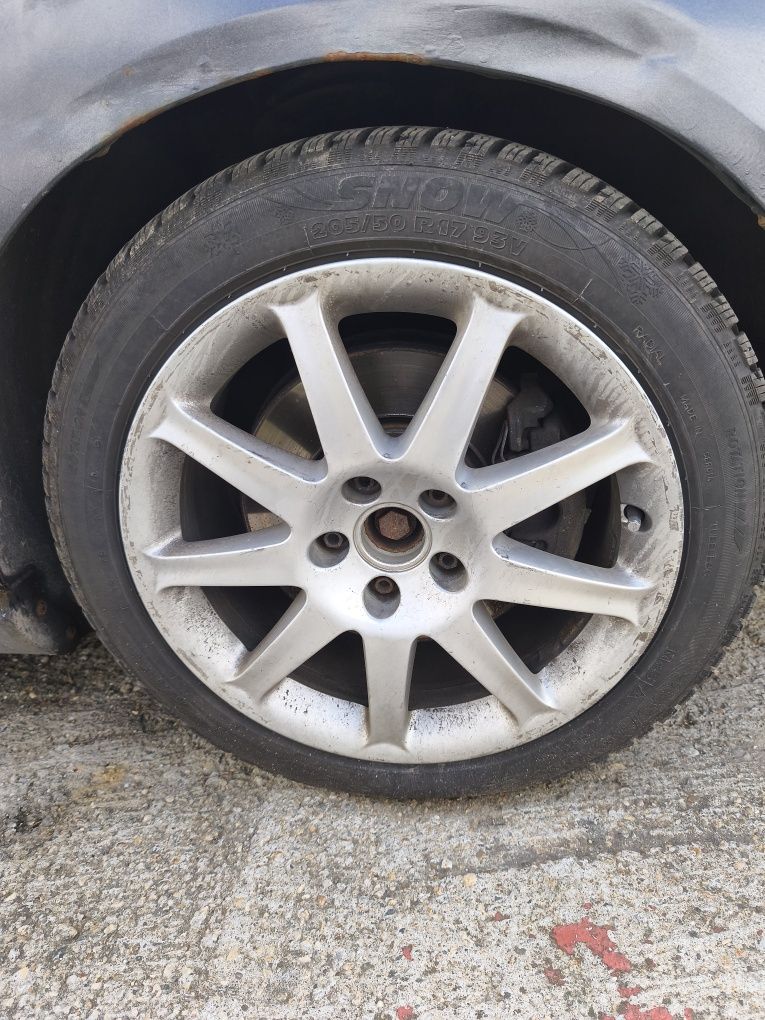 Piese dezmembrez Volkswagen Passat B6 2.0 tdi 140 cp BMP culoare LC8Z