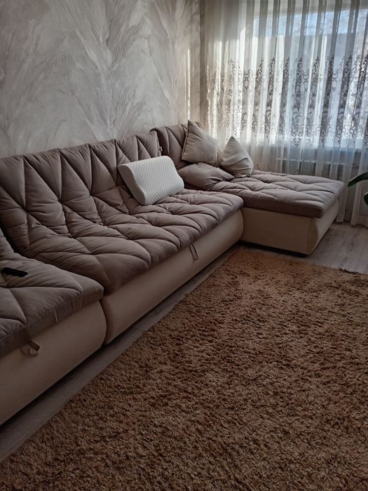 Продам диван тройку