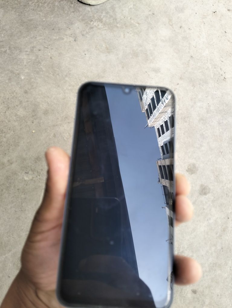 Samsung A15 holati idial