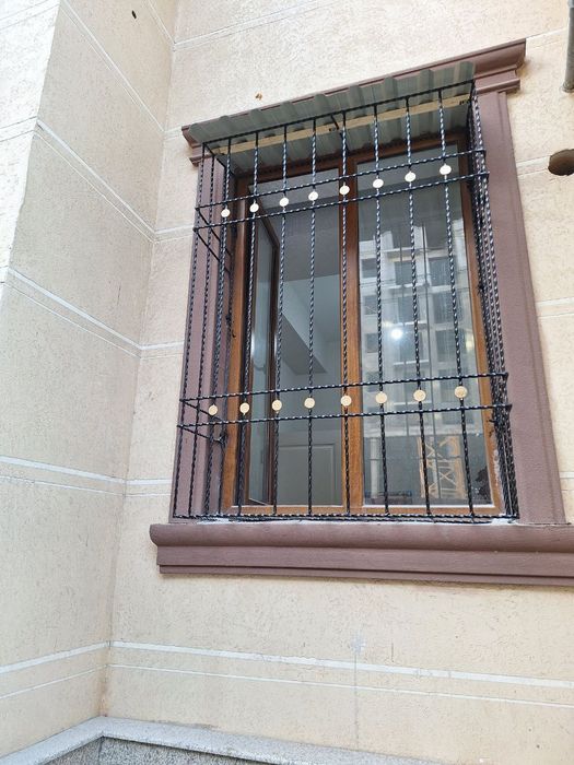 Rishotka reshotka akno dver oyna podokolnik ustanovka