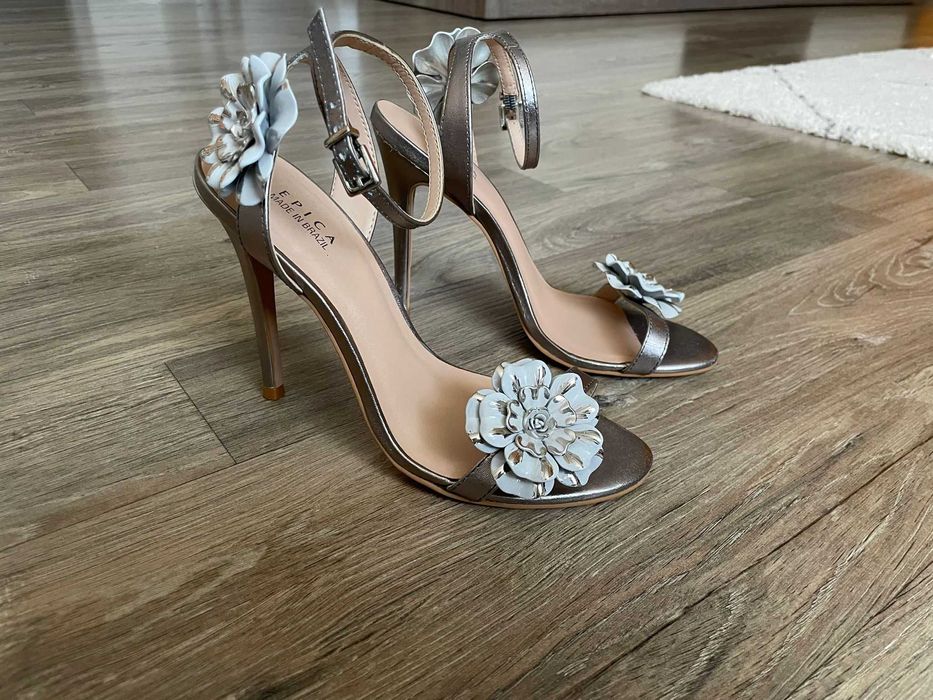 Sandale elegante cu toc subtire