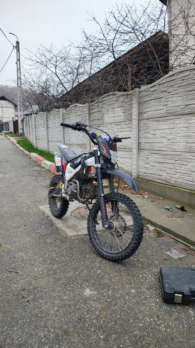 Vând cross 125cc