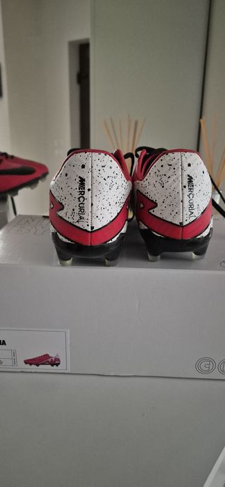 Ghete fotbal crampoane Nike Mercurial personalizate