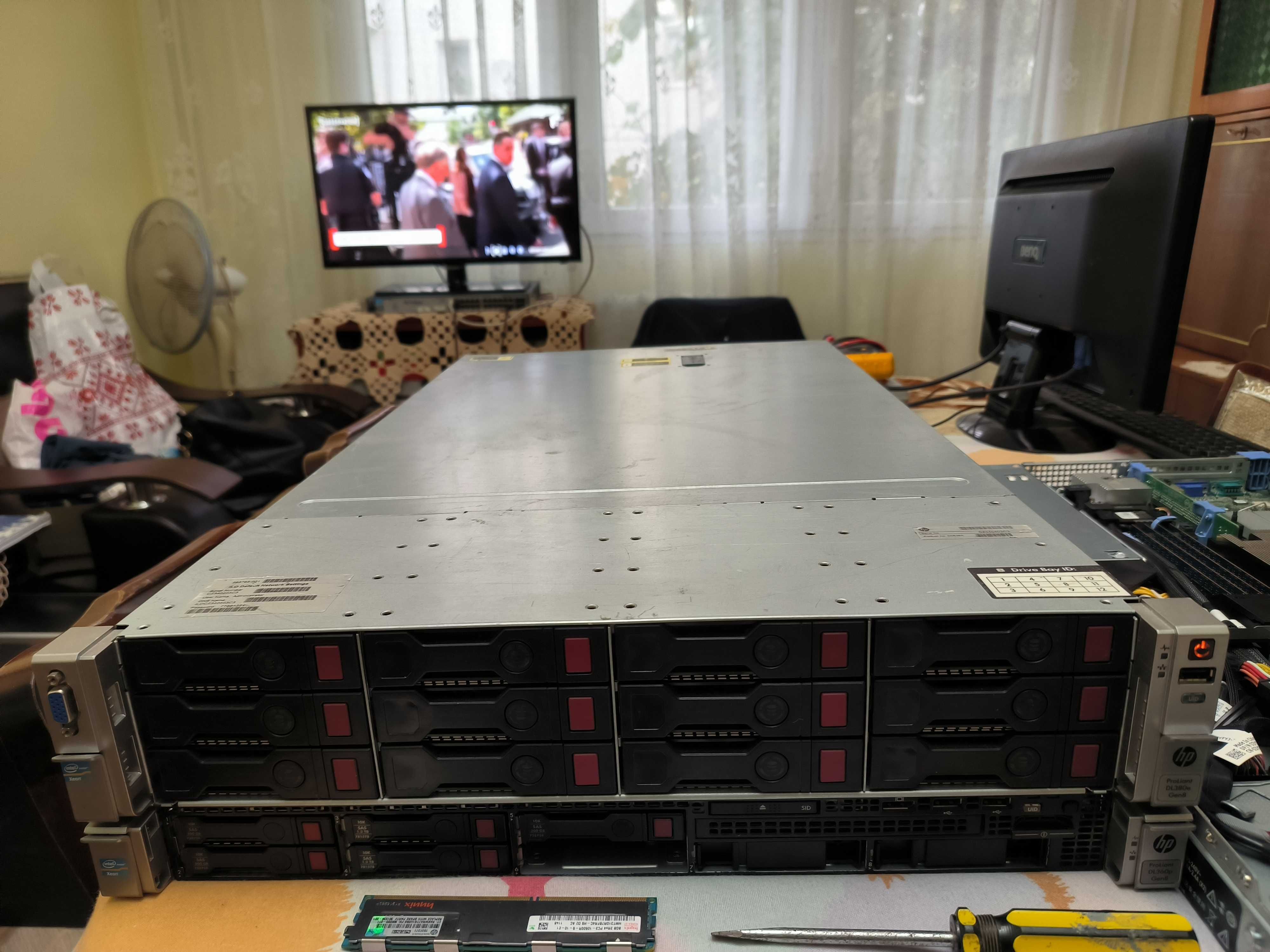 HP PROLIANT DL380E G8, 14xLFF, 2xIntel Xeon OctaCore  E5-2450L