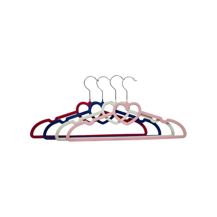 Вешалки для одежды разного размера и в разном стиле