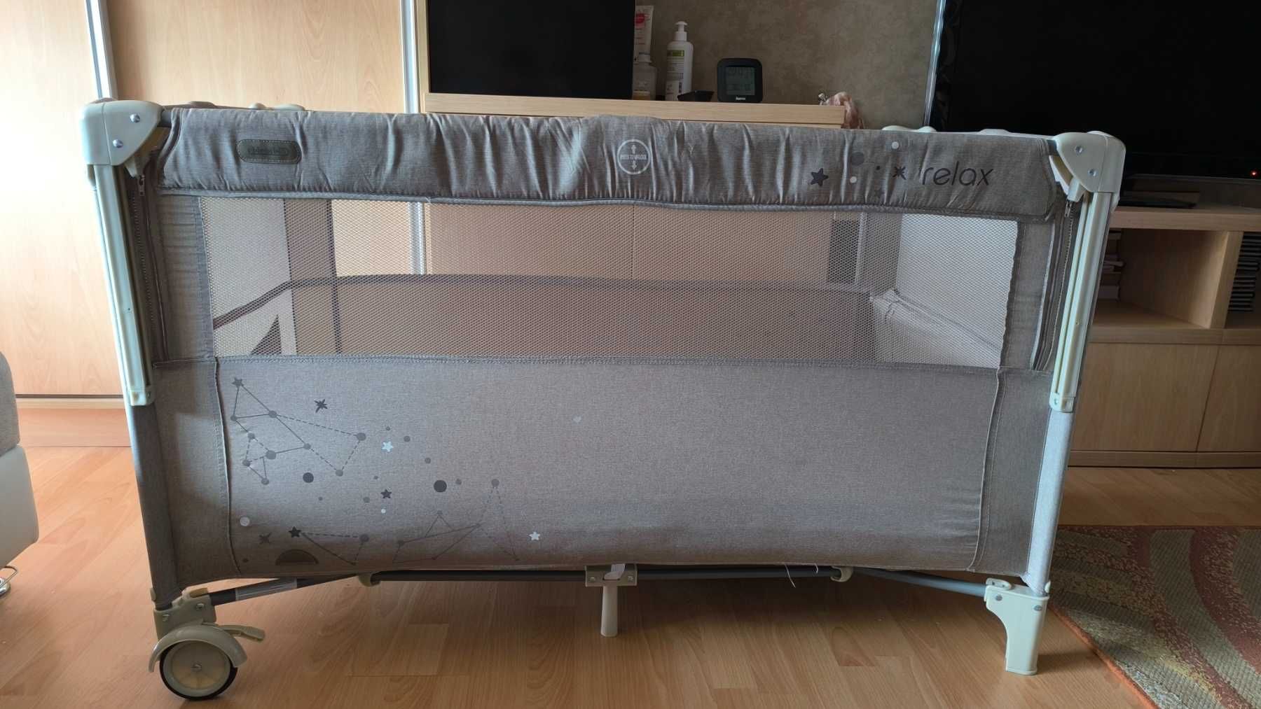 Chipolino детска сгъваема кошара Relax sand linen