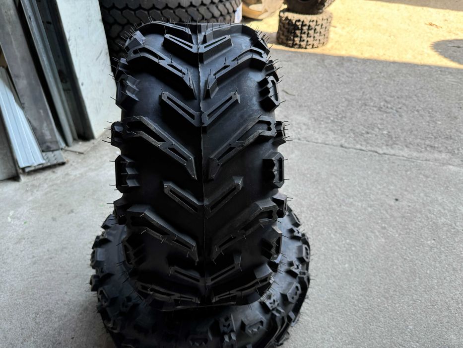 Anvelope de atv noi 25x10-12 marca BKT