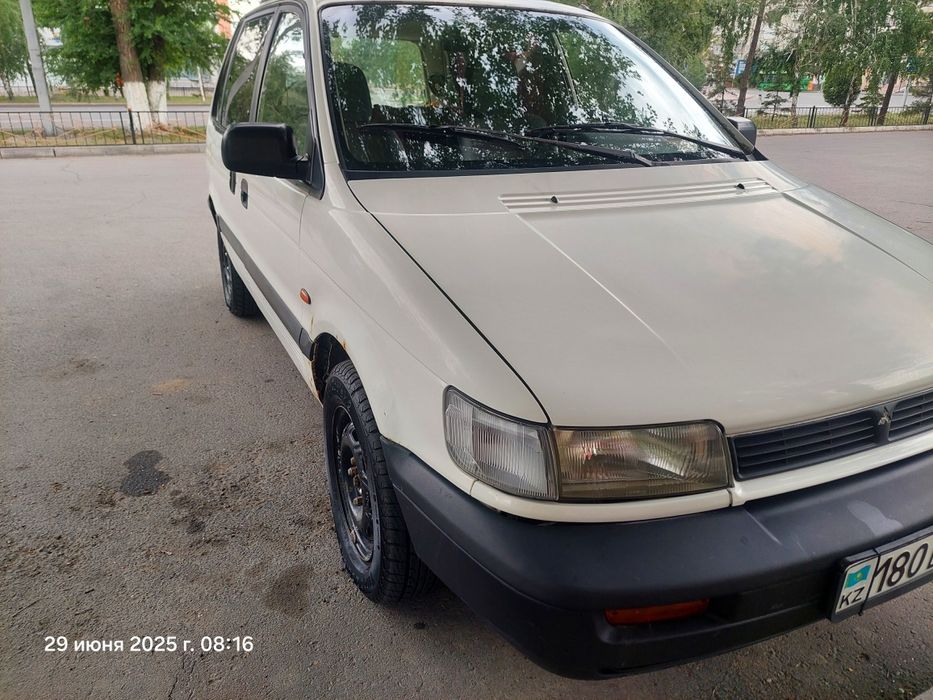 Mitsubishi Space Runner 1g 1992 1.8L 4g93